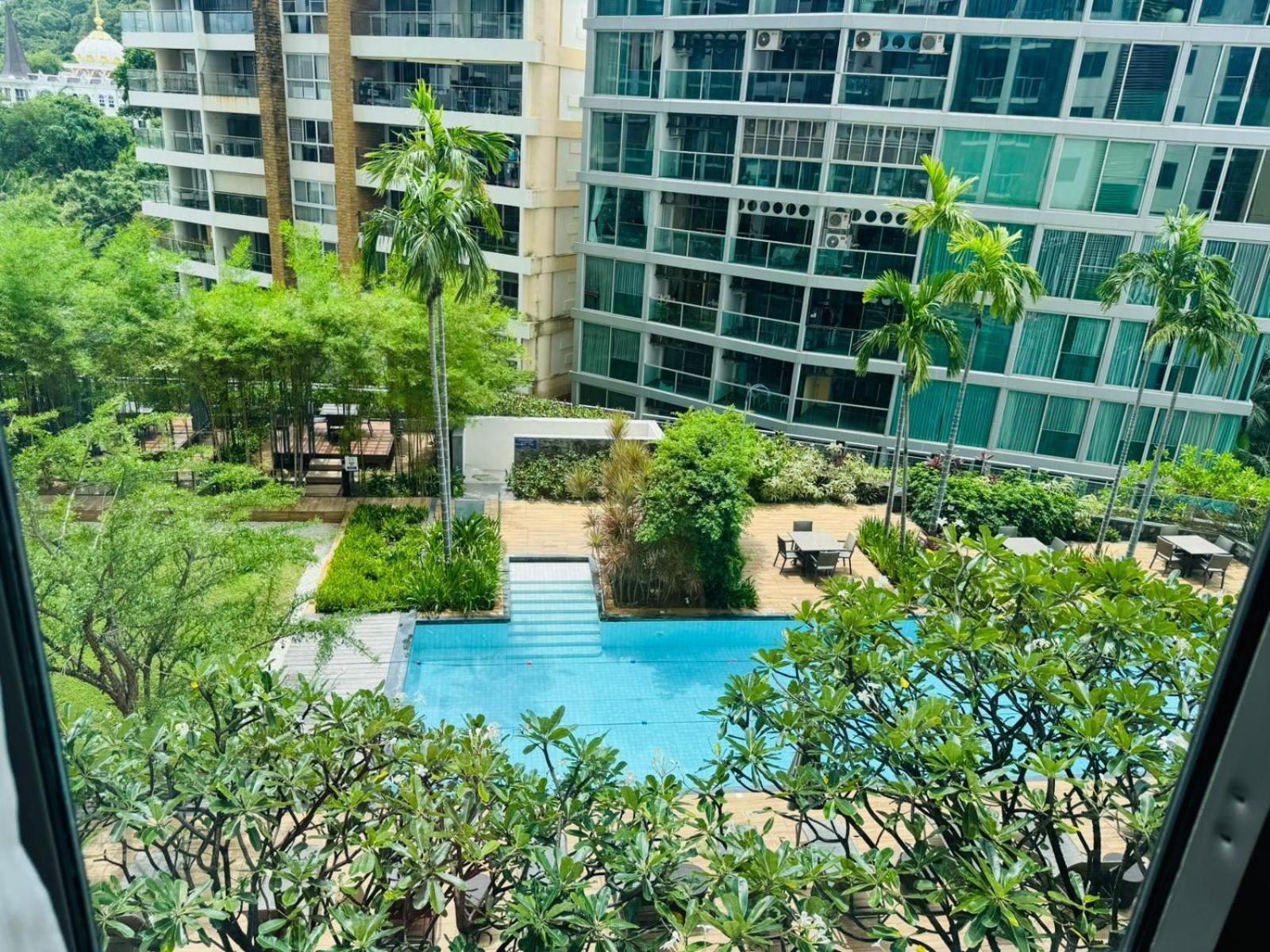 Unixx Apartment *